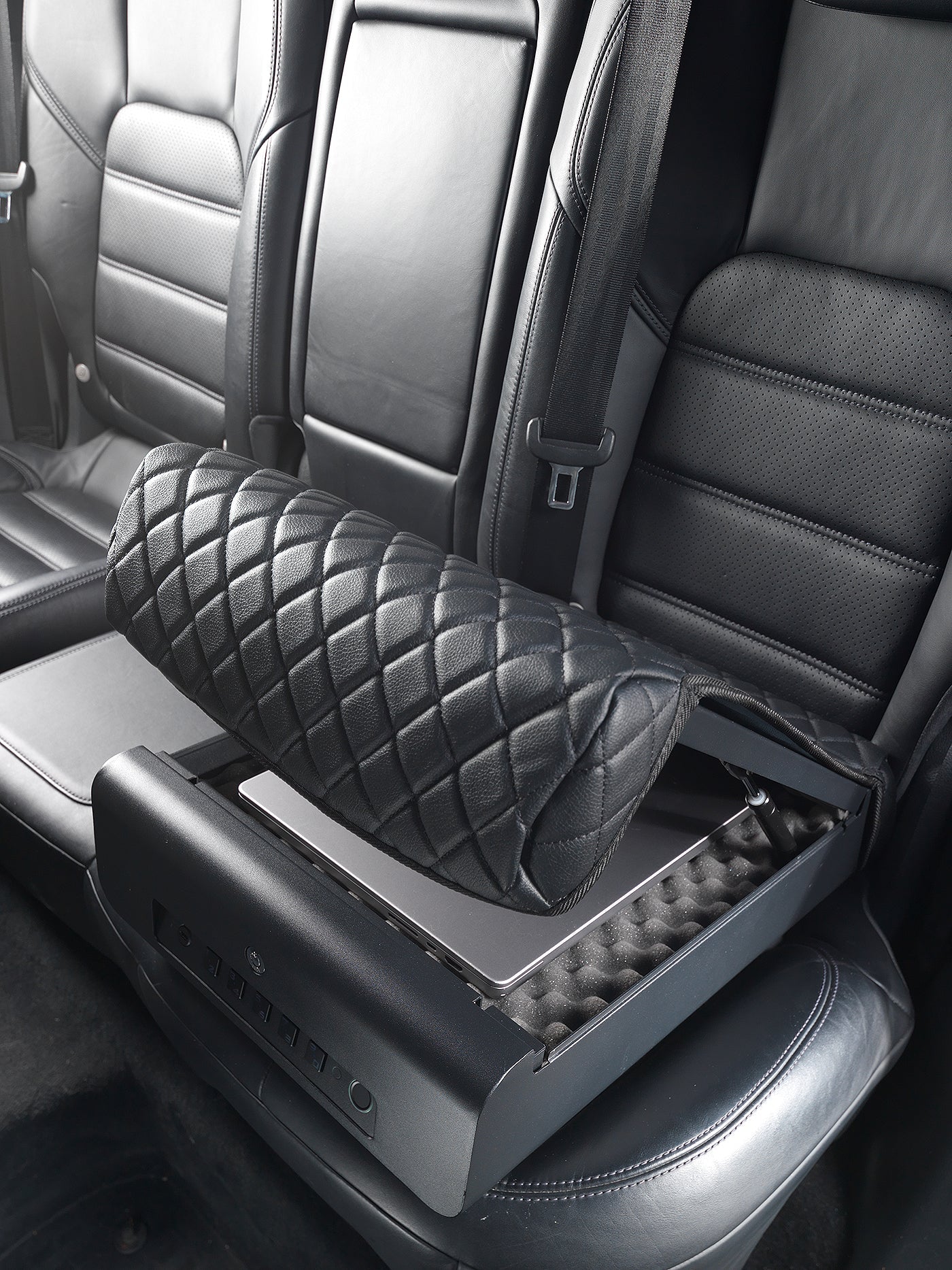 BoostedSafe Elite: Fingerprint, Key & Digital Combo